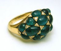 Friday’s perfect thing: Emerald cabochon ring