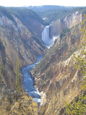 Honeymoon: Yellowstone Canyons