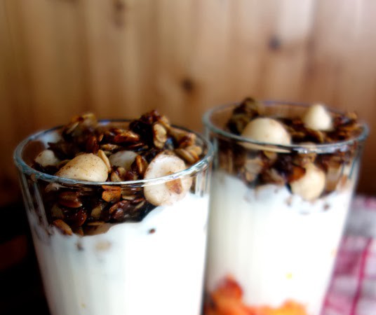 Hawaii: Papaya, Passion Fruit and Macadamia Granola Yogurt Parfait