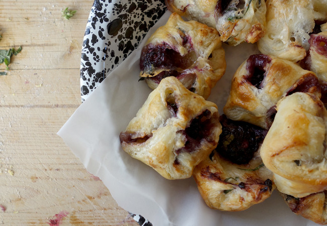 Blackberry Basil Cheese Puffs