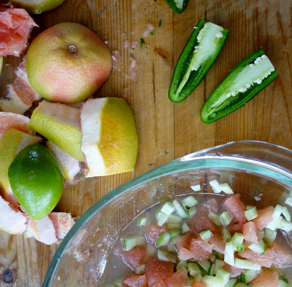 Shrimp ceviche with grapfruit, cucumber and jimica