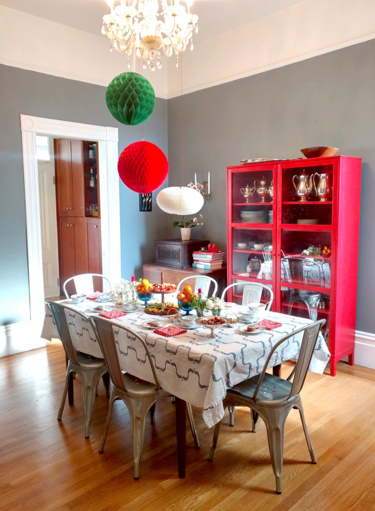 A Gluten-Free Christmas Tea Party – EmilyStyle