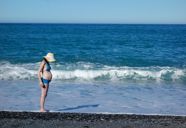 Eating and Beaching in Kaikoura, New Zealand