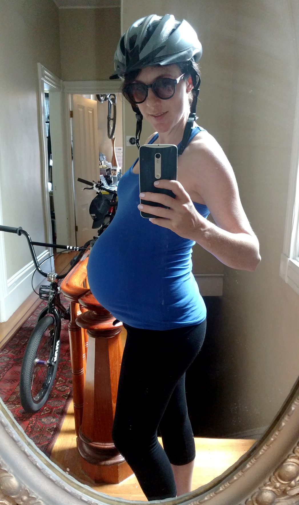 Biking outfit 8 months pregnant
